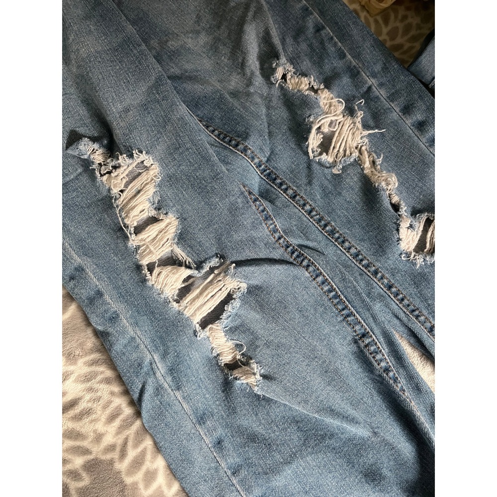 High Rise Distressed Barrel Mom Jeans size 2 Light Wash Blue Ripped Indie Y2K - Picture 4 of 9